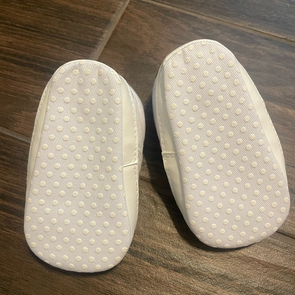 NIP Baby Shoes (6-12months) - Picture 4 of 4